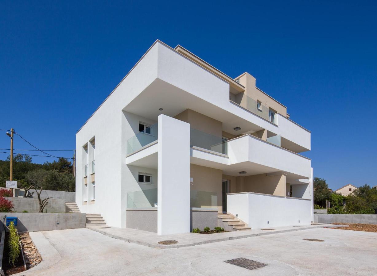 Apartments Alba 1 Slatine Exterior foto